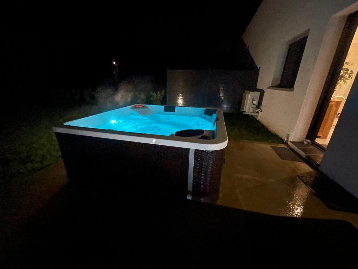 Le Paradis Du Petit Rupembert Wimille Esterno foto